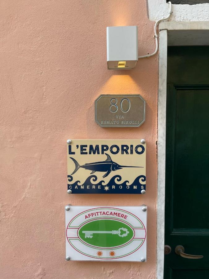 L'Emporio Rooms Manarola Luaran gambar